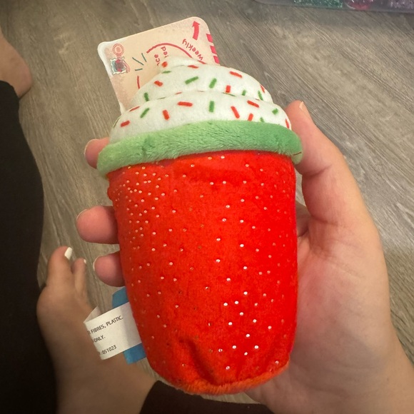 NWT Bark “latte” dog crinkle squeak toy - Picture 4 of 4